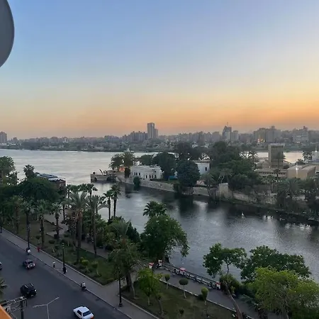 A Luxury Apartment Fully Nile View -Downtown Cairo